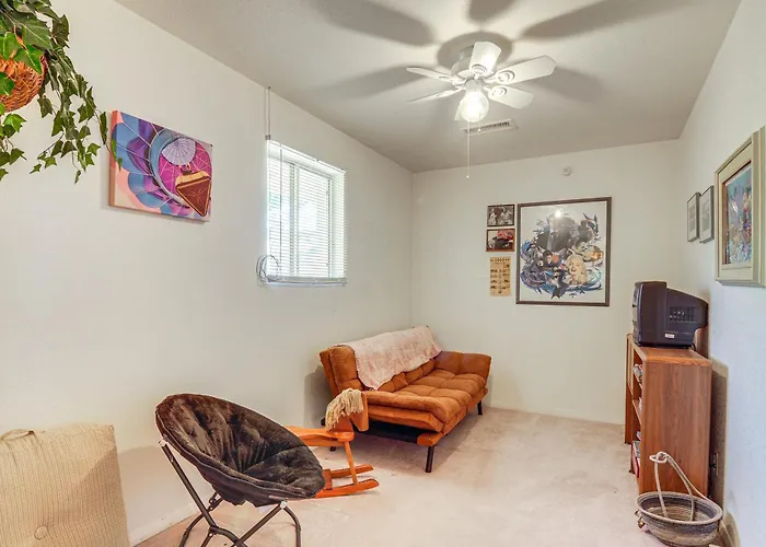Walk To Downtown: Hideaway W/ Patio Ferienhaus *